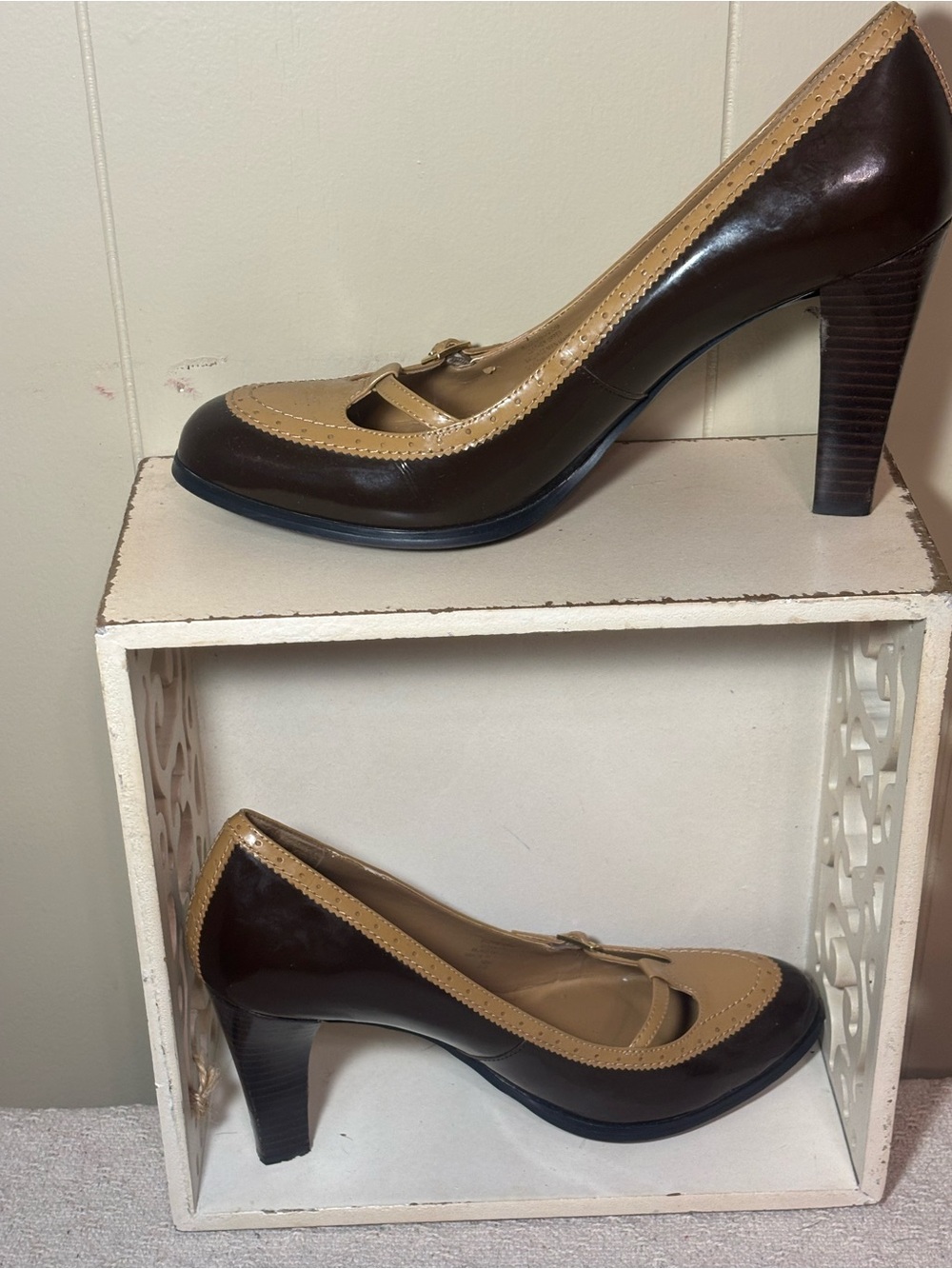 Lauren Ralph Lauren Brown and Tan Mary Jane Heeled Pumps - Picture 2 of 11